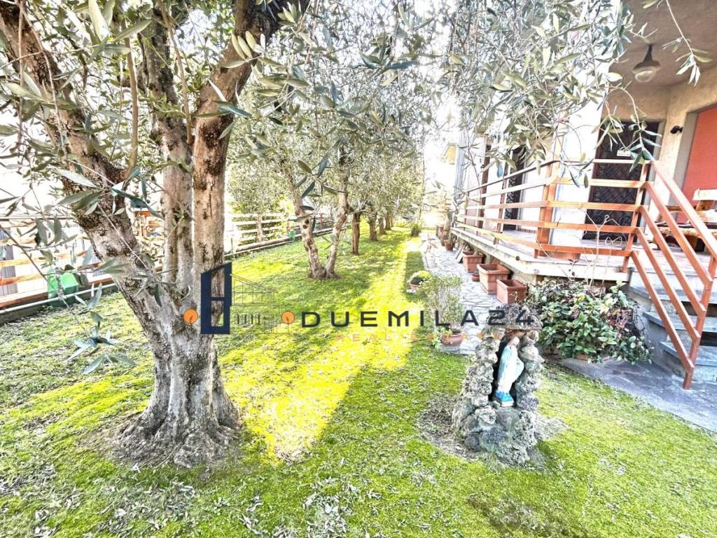 Appartamento a Montemurlo in Via Gian Lorenzo Bernini - Foto 4