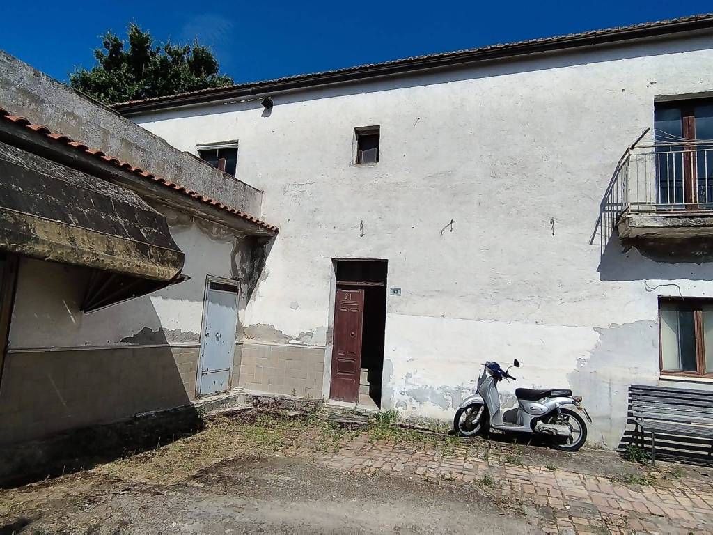 Rustico / casale a Benevento in Contrada Torre Alfieri - Foto 2