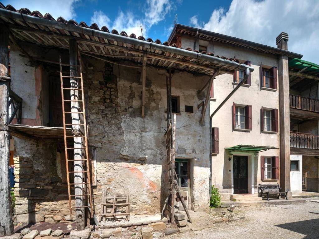 Casa indipendente a Belluno in VIA ARTURO DELL'ORO, 36 - Foto 3