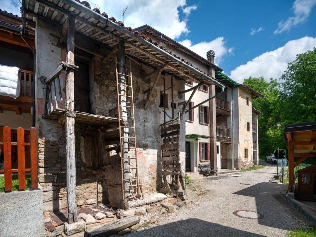 Casa indipendente a Belluno in VIA ARTURO DELL'ORO, 36 - Foto 4