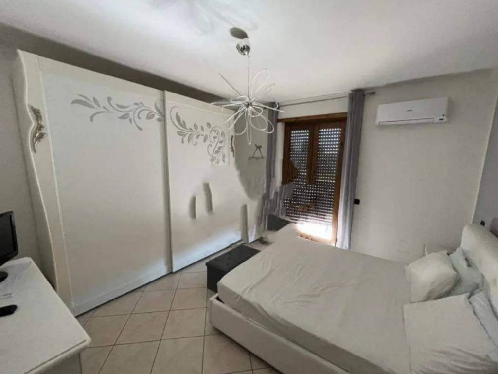 Appartamento a Mondragone in Via Giovanni Falcone - Foto 5