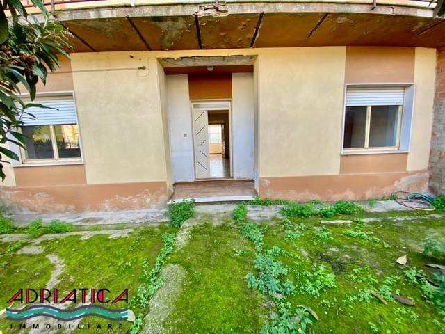 Casa indipendente a Uras in Via Guglielmo Marconi - Foto 2