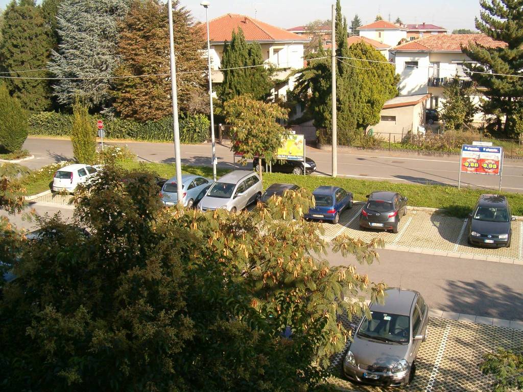 Attico / mansarda a Lonate pozzolo in Via Carpiano - Foto 4