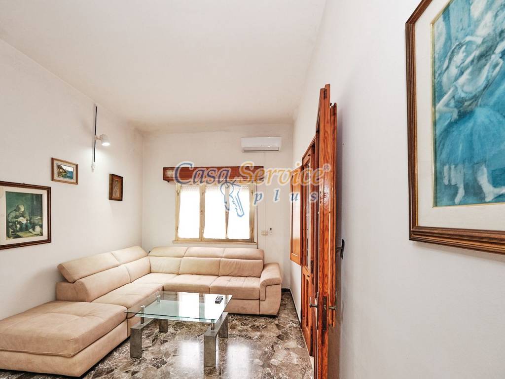 Casa indipendente a Racale in Via Asiago - Foto 5