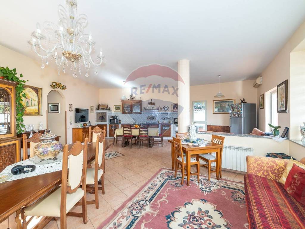 Villa a San giovanni la punta in via Alicudi, 10 - Foto 3