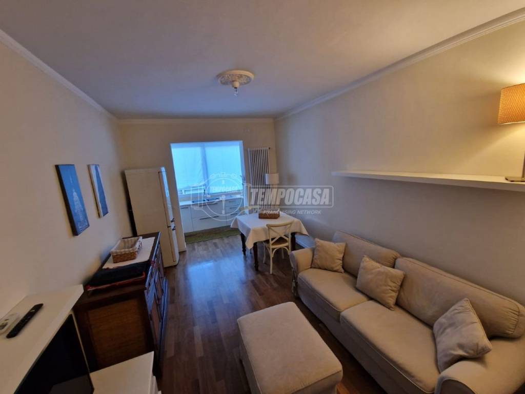 Appartamento a Viareggio in Via San Carlo Borromeo, 12 - Foto 2
