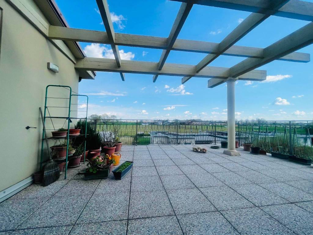 Appartamento a Cremona in Via Ca' del Ferro - Foto 3