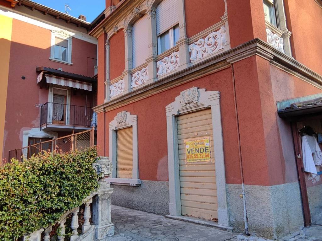 Appartamento a Zogno in Via Romacolo, 16 - Foto 2