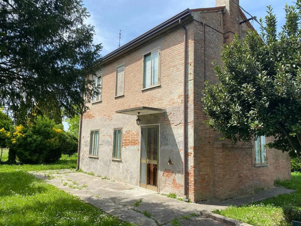 Villa a Agna in Via Serugo - Foto 2