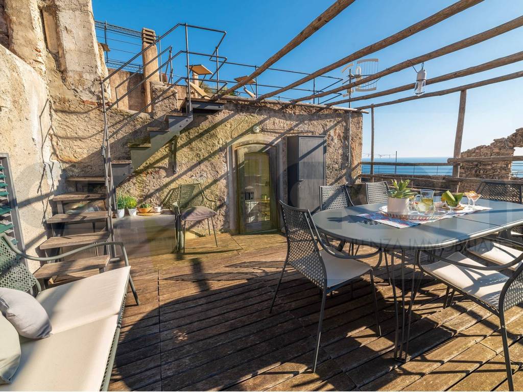 Appartamento a Borgio verezzi in Via Roma - Foto 2