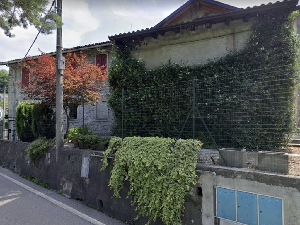 Palazzo / stabile a Como in Via Pannilani, 34 - Foto 3