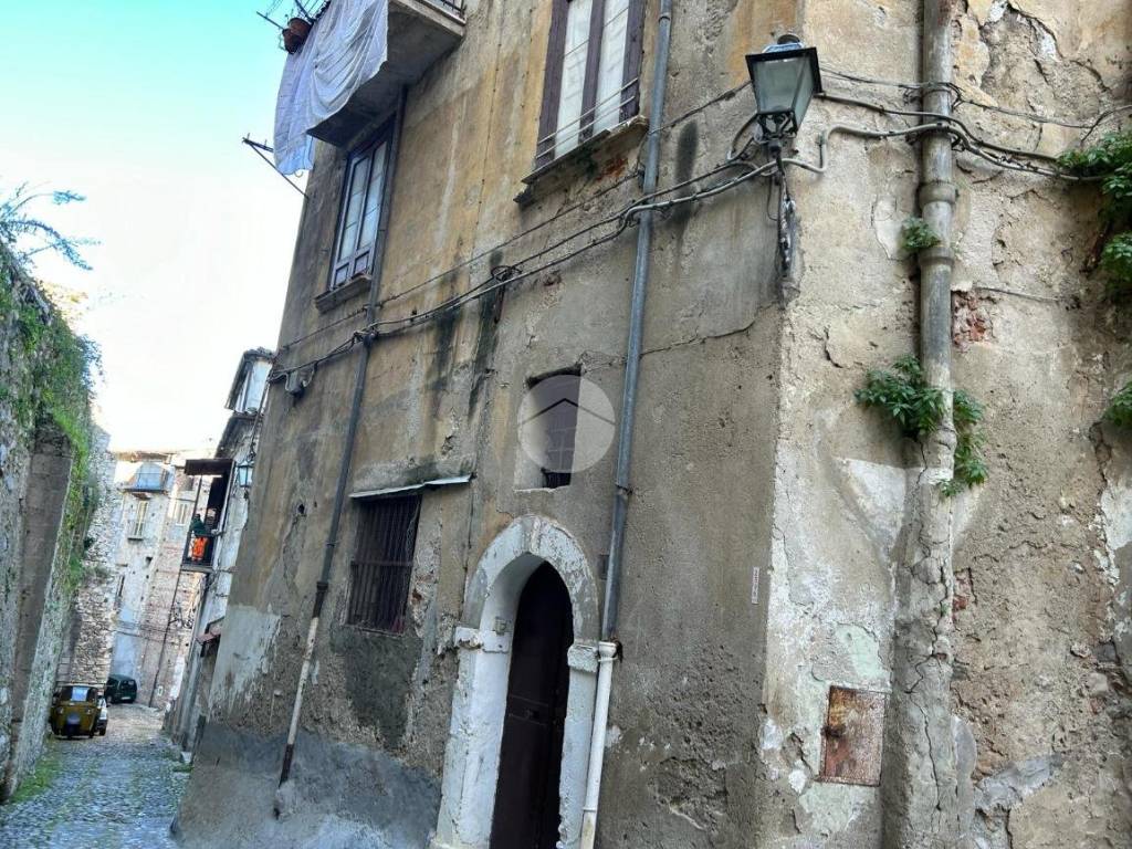 Appartamento a Cosenza in Via Andrea Messer, 14 - Foto 2