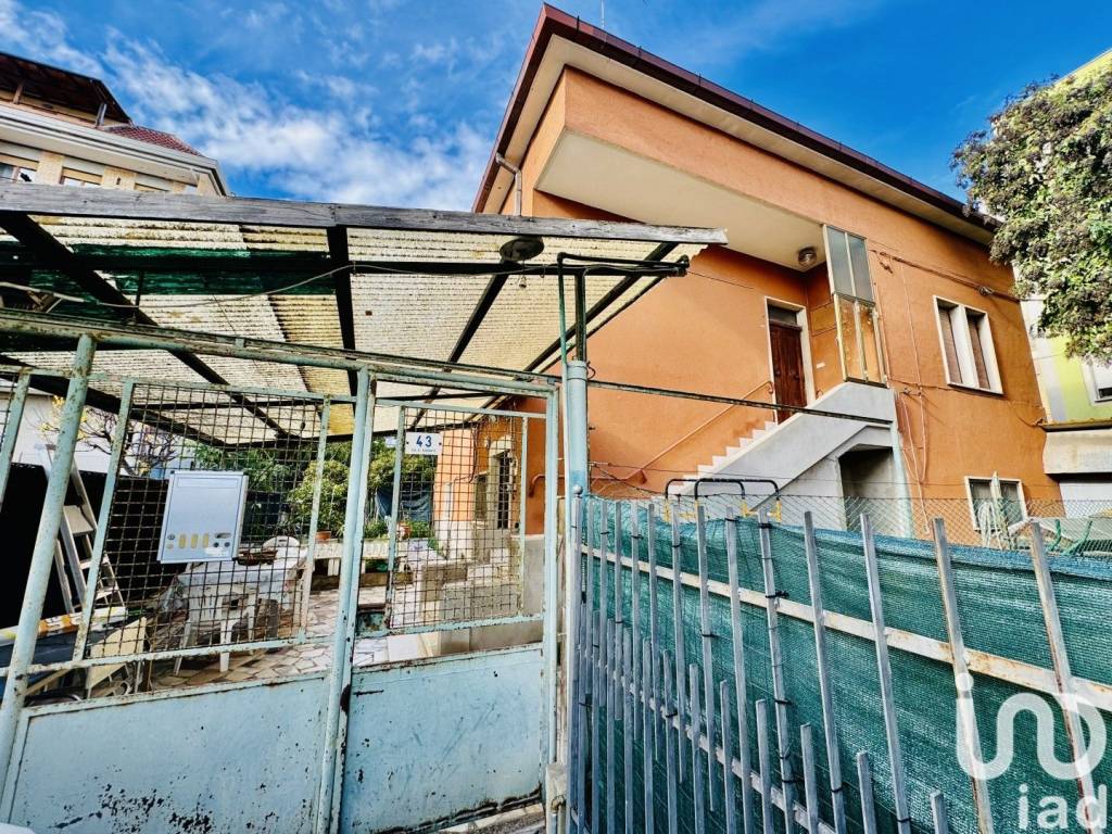 Villa a San benedetto del tronto in Via ARNALDO FUSINATO, 43 - Foto 4