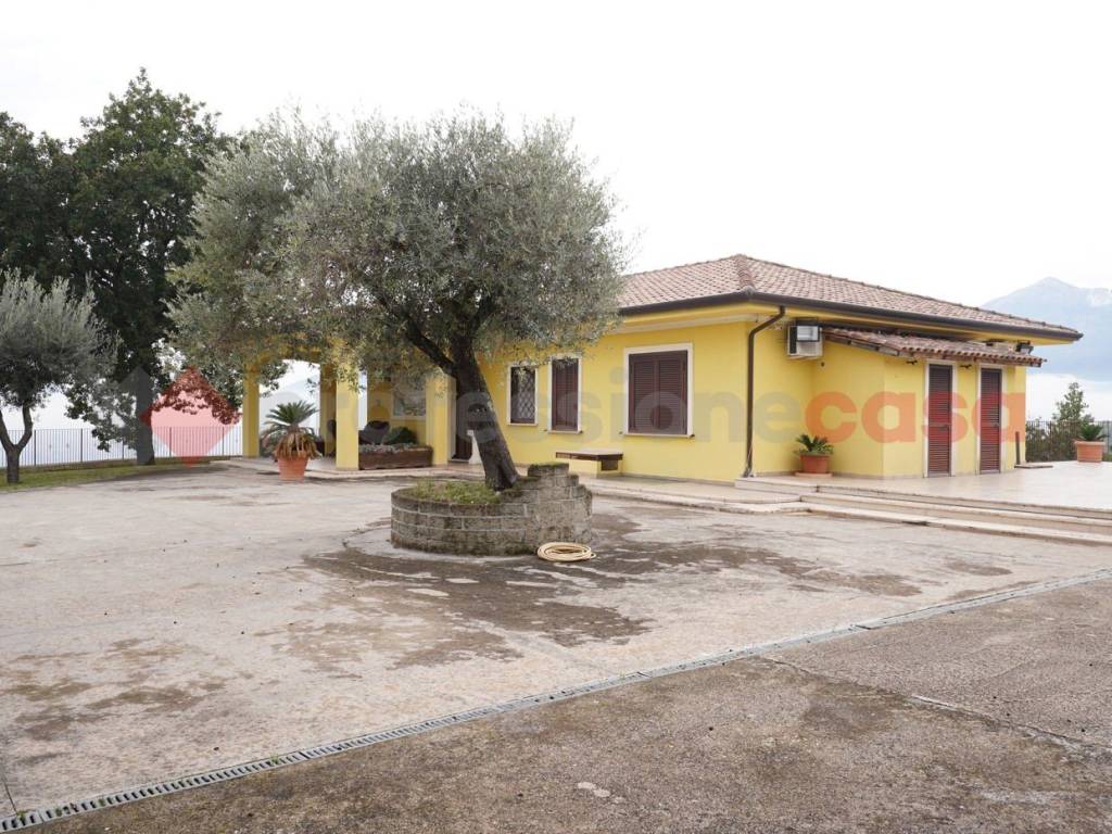 Villa a Cassino in Via Peola, snc - Foto 3