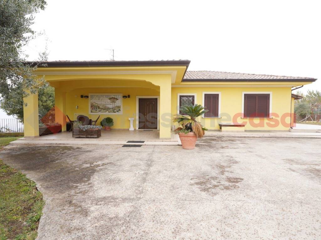 Villa a Cassino in Via Peola, snc - Foto 4