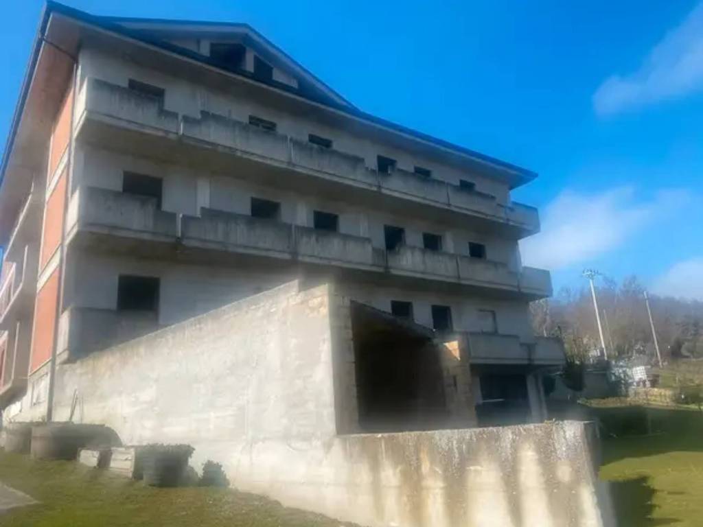 Palazzo / stabile a Falerone in Via Pozzo - Foto 2