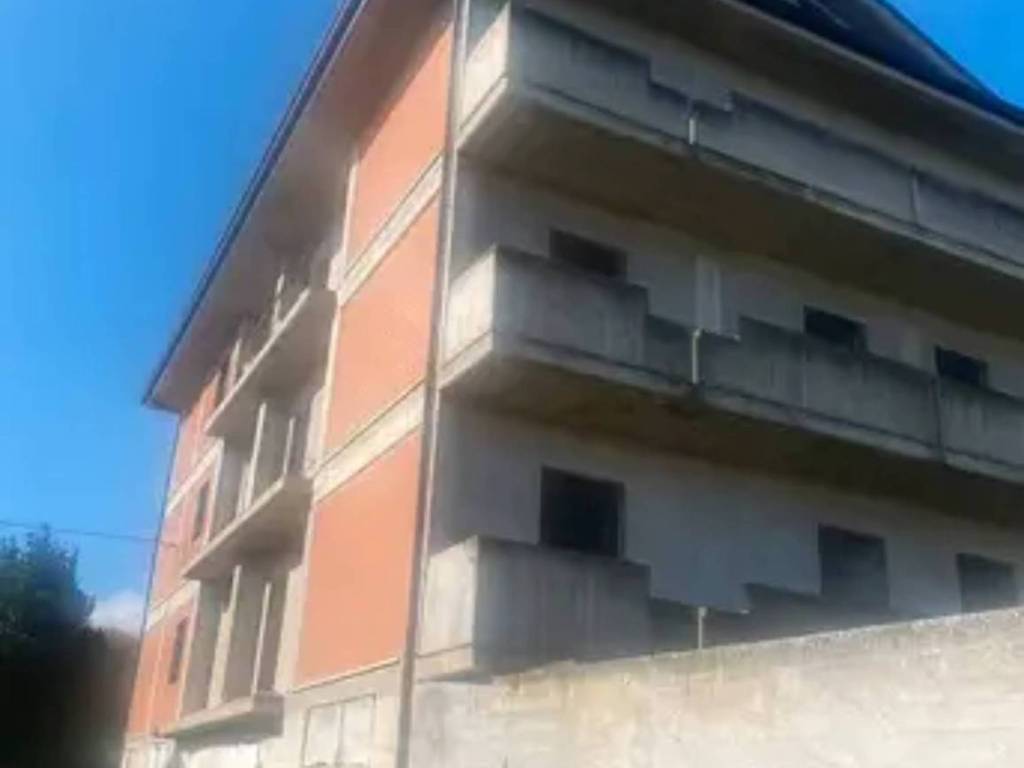 Palazzo / stabile a Falerone in Via Pozzo - Foto 3