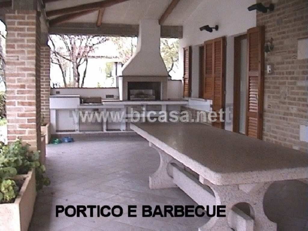 Villa a Tavullia in STRADA DELLA CAMPANARA - Foto 2