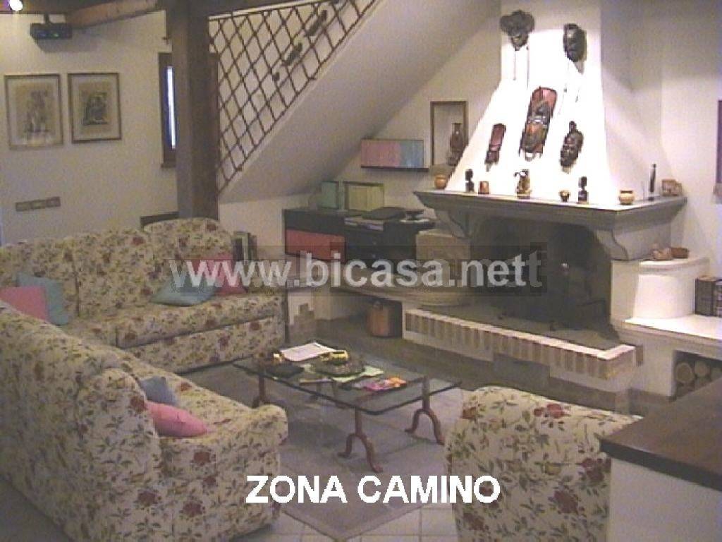 Villa a Tavullia in STRADA DELLA CAMPANARA - Foto 4