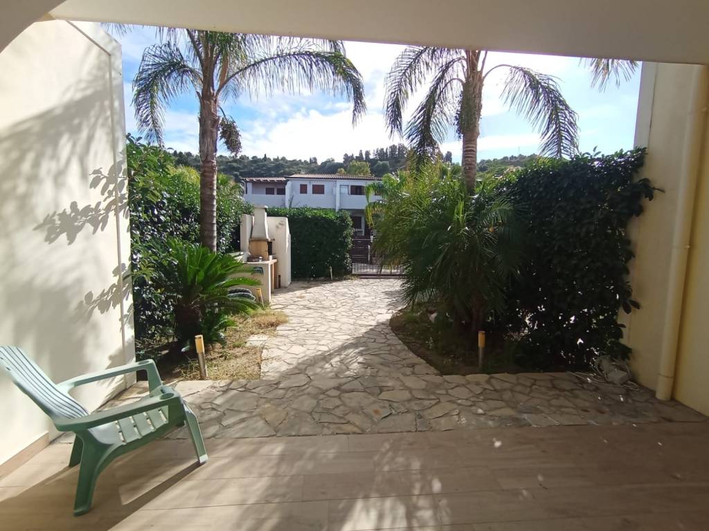 Villa a Campofelice di roccella in Contrada Pistavecchia - Foto 4