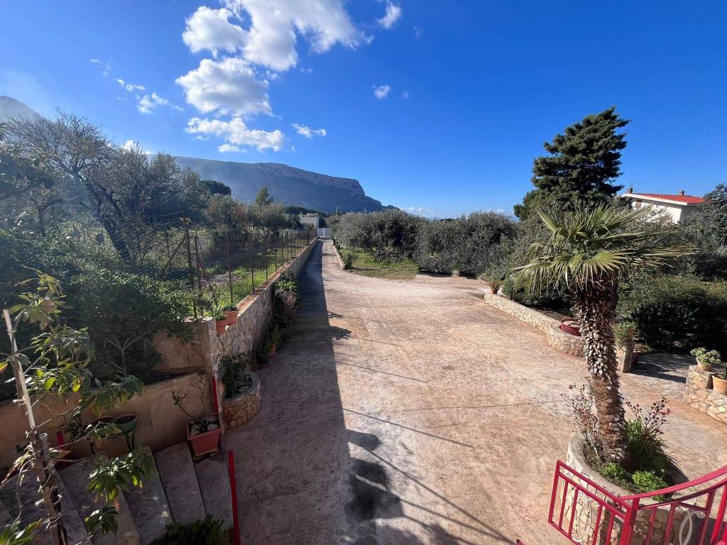 Villa a Cinisi in Via Zeta 12 - Foto 4