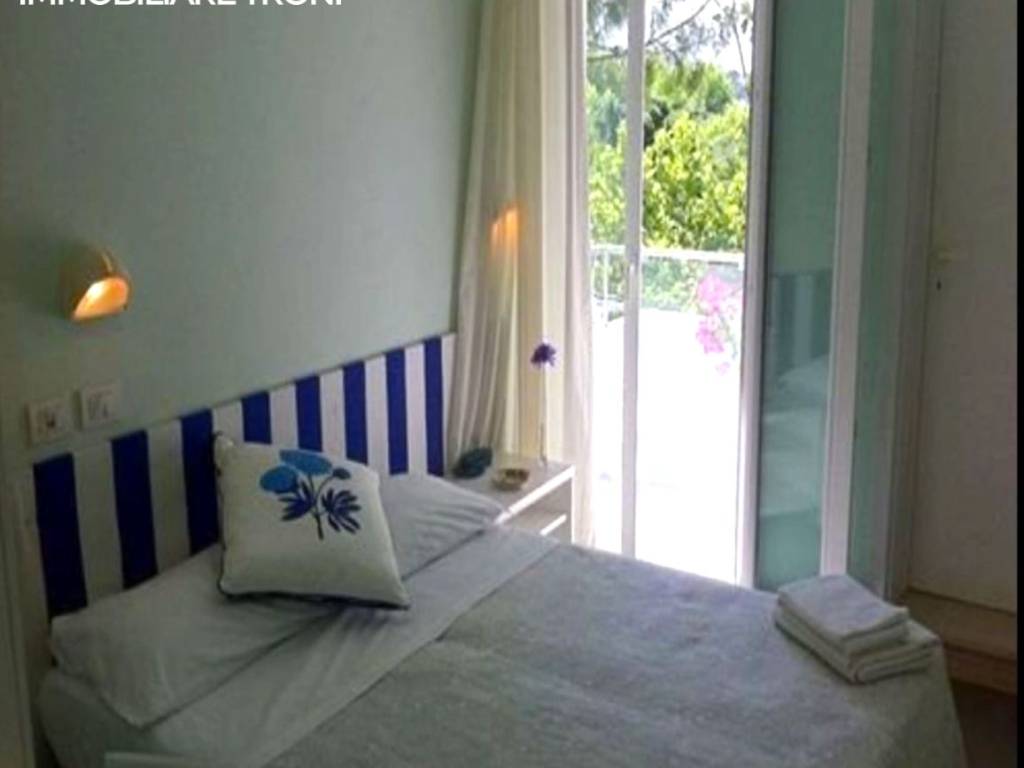 Palazzo / stabile a Riccione - Foto 3