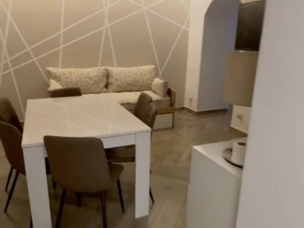 Appartamento a Napoli in Via Giordano Bruno - Foto 2