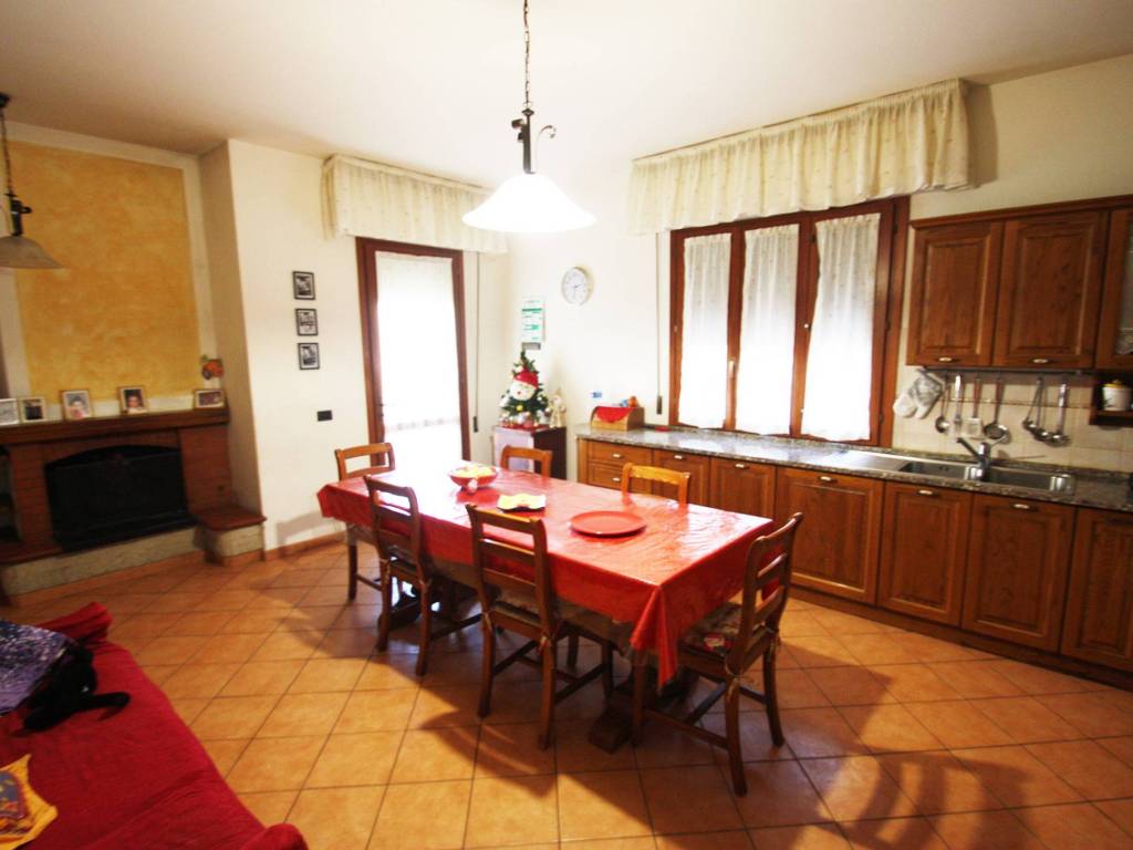 Appartamento a Buggiano in Via Terra Rossa - Foto 3