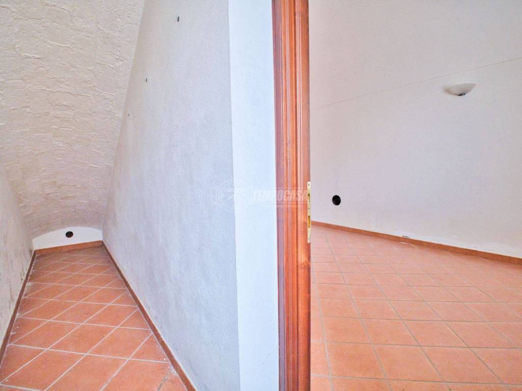 Appartamento a Ronsecco in Via Cesare Battisti - Foto 3