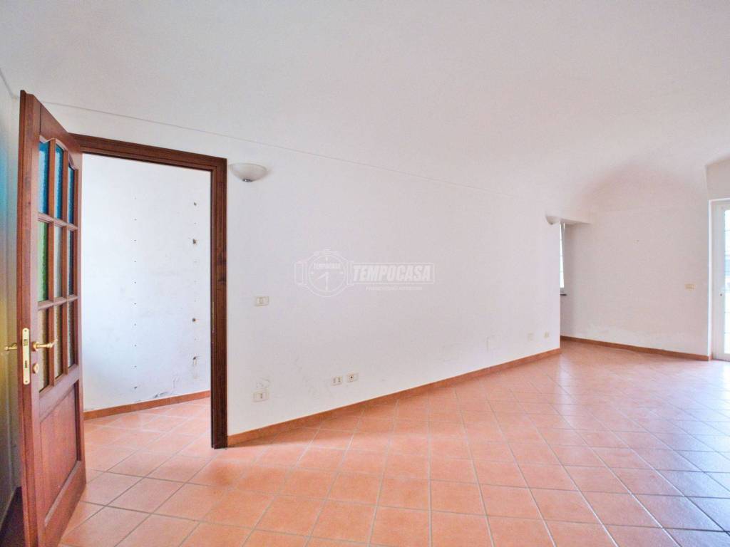 Appartamento a Ronsecco in Via Cesare Battisti - Foto 5