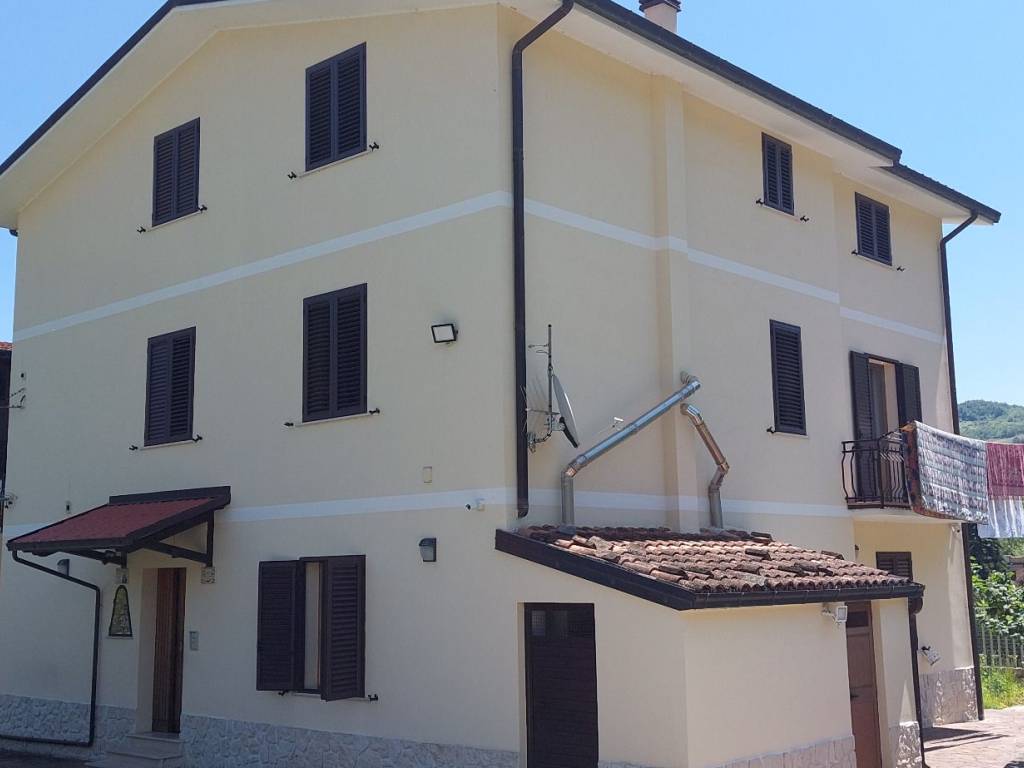 Villa a Isola del gran sasso d'italia in Contrada Campogiove, 38 - Foto 2