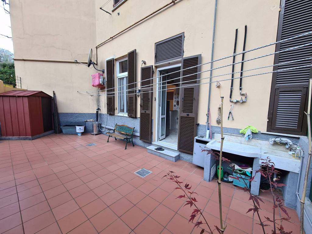 Appartamento a Genova in Via Antonio Pellegrini - Foto 2