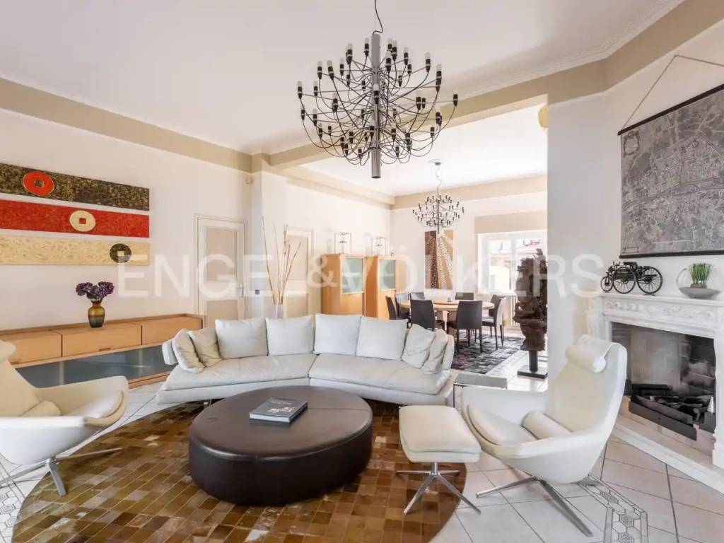 Villa a Lesa in Via Sempione, 155 - Foto 2