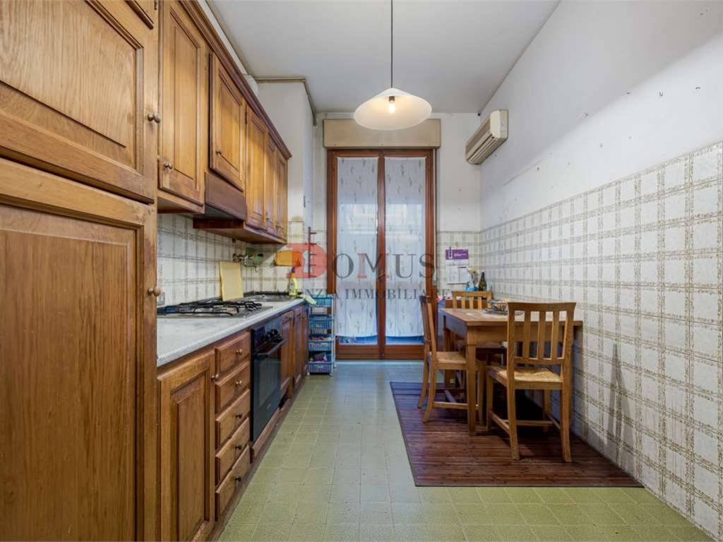 Appartamento a Mantova in Via Einaudi, 3 - Foto 5