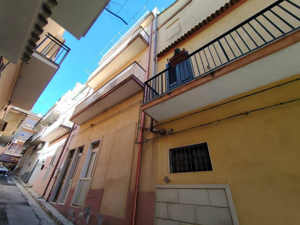Casa indipendente a Ragusa in Via Giacomo Puccini, 5 - Foto 2