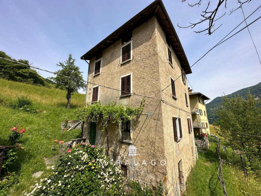 Casa indipendente a Bellano in Strada per Pennaso - Foto 2