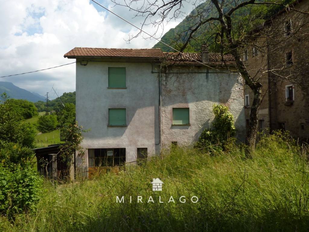 Casa indipendente a Bellano in Frazione Pennaso - Foto 2