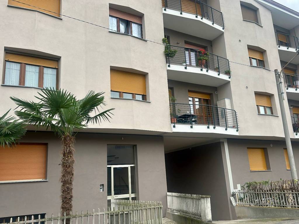 Appartamento a Bra in Via Alcide de Gasperi 17 - Foto 2