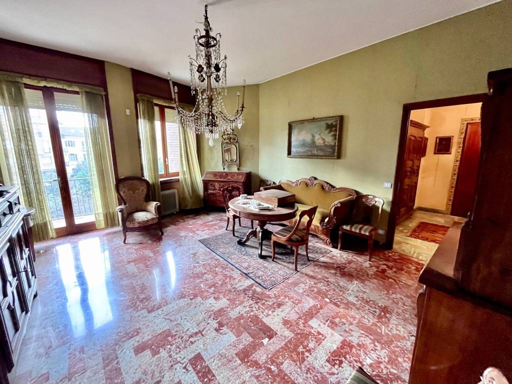 Appartamento a Asti in Via Alcide De Gasperi - Foto 2