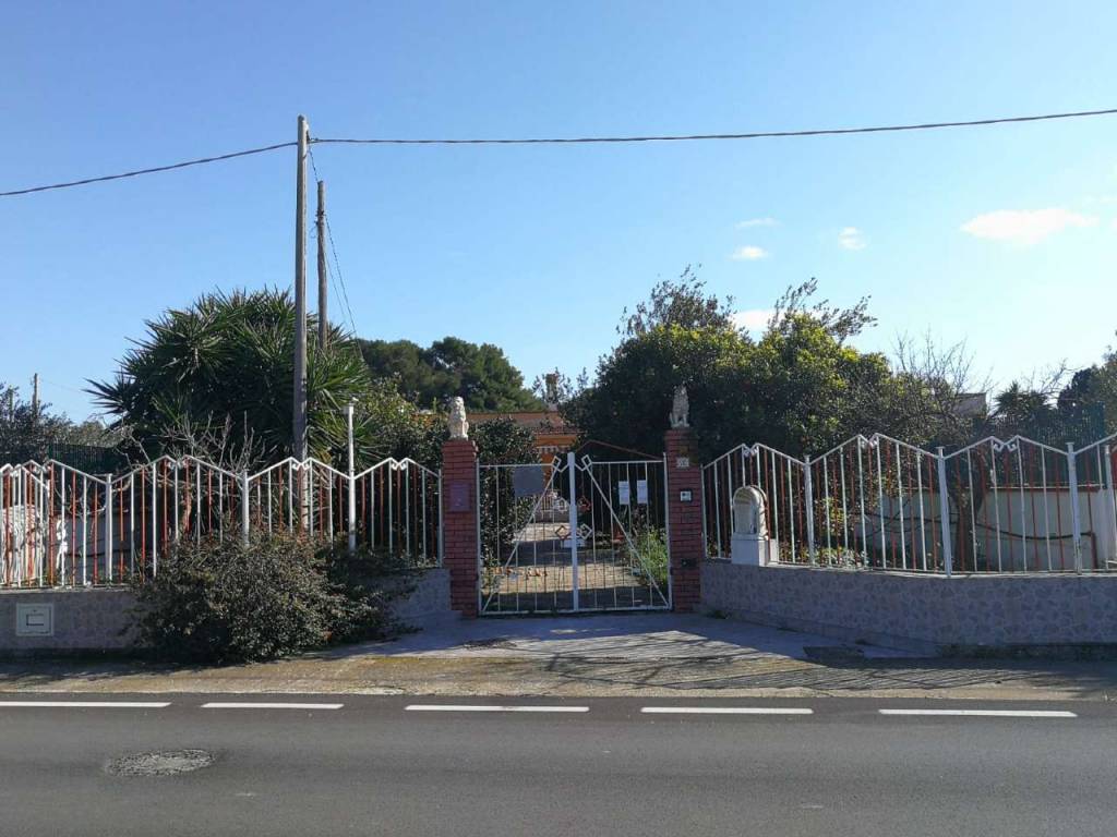 Villa a Castelvetrano in strada statale S.S 115 - Foto 3