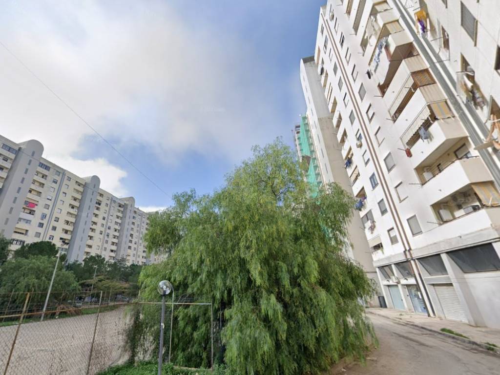 Appartamento a Taranto in Piazza Sandro Pertini, 19 - Foto 3