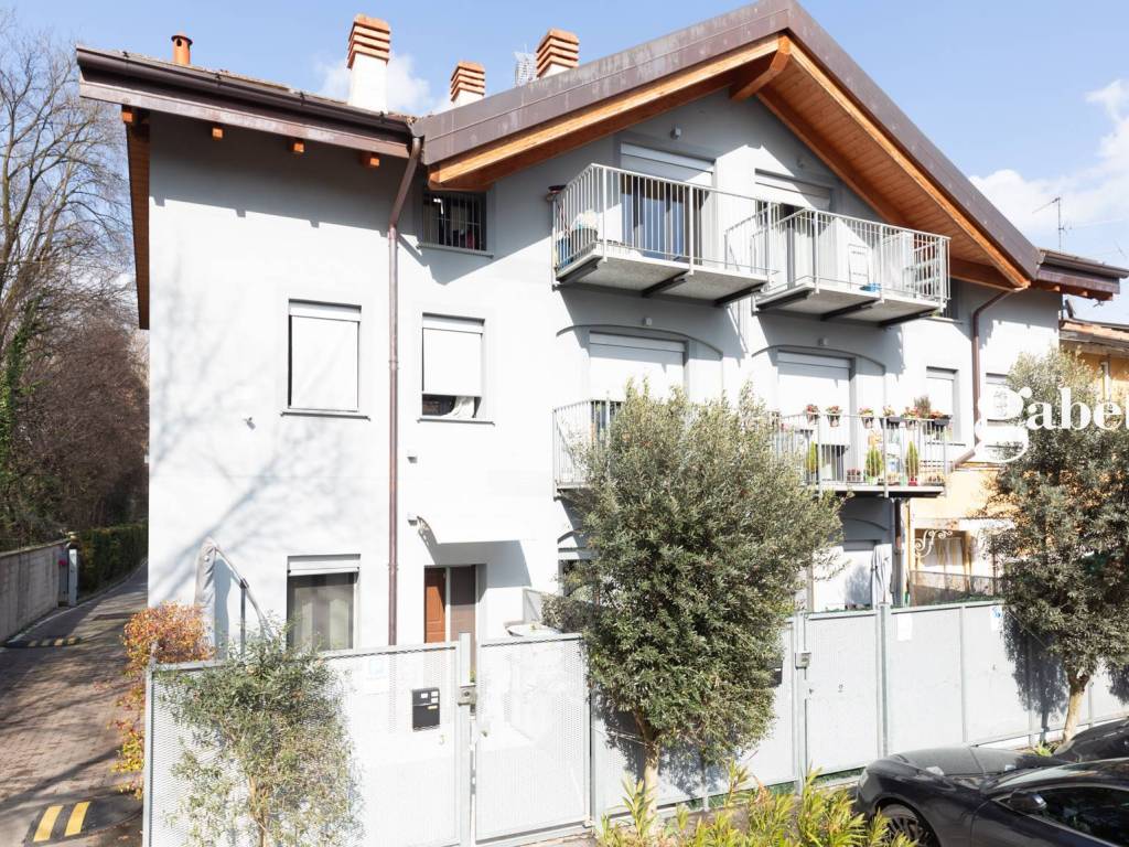 Appartamento a Osnago in Via Pinamonte, 3 - Foto 2