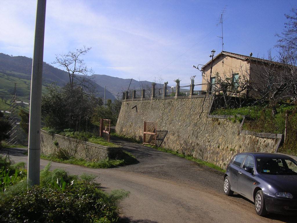 Casa indipendente a Troina in SS575 - Foto 2