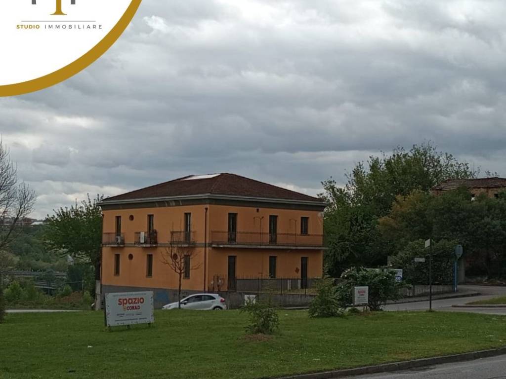 Casa indipendente a Benevento in Viale Aldo Moro - Foto 2