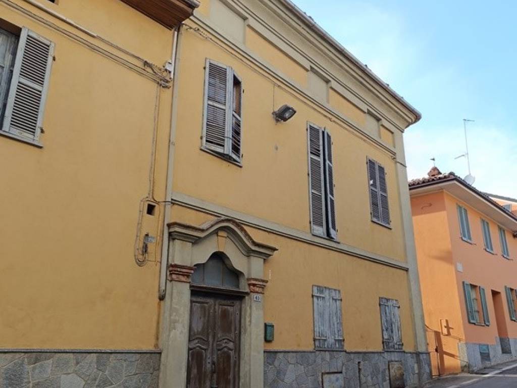 Casa indipendente a Grana monferrato in Corso Giuseppe Garibaldi, 61 - Foto 2