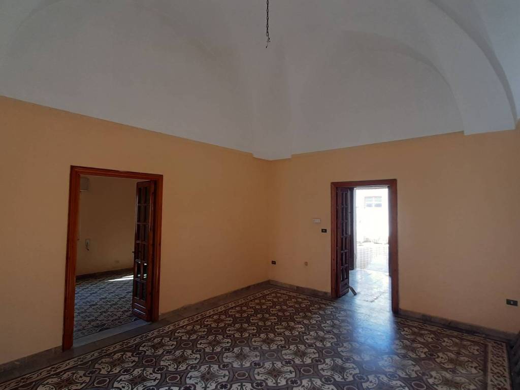 Villa a Trepuzzi in Via Giuseppe Guerrieri - Foto 3