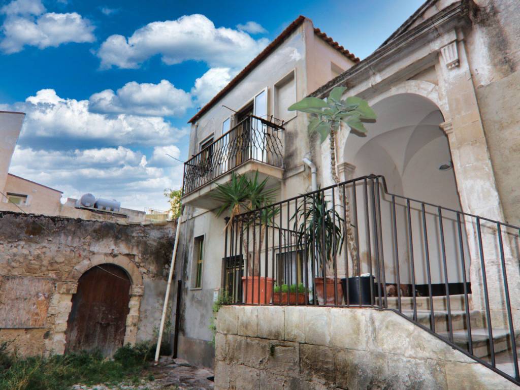 Appartamento a Scicli in Via Beneventano, 17 - Foto 2