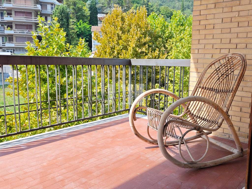 Appartamento a Teramo in Viale Giovanni Bovio, 30 - Foto 2