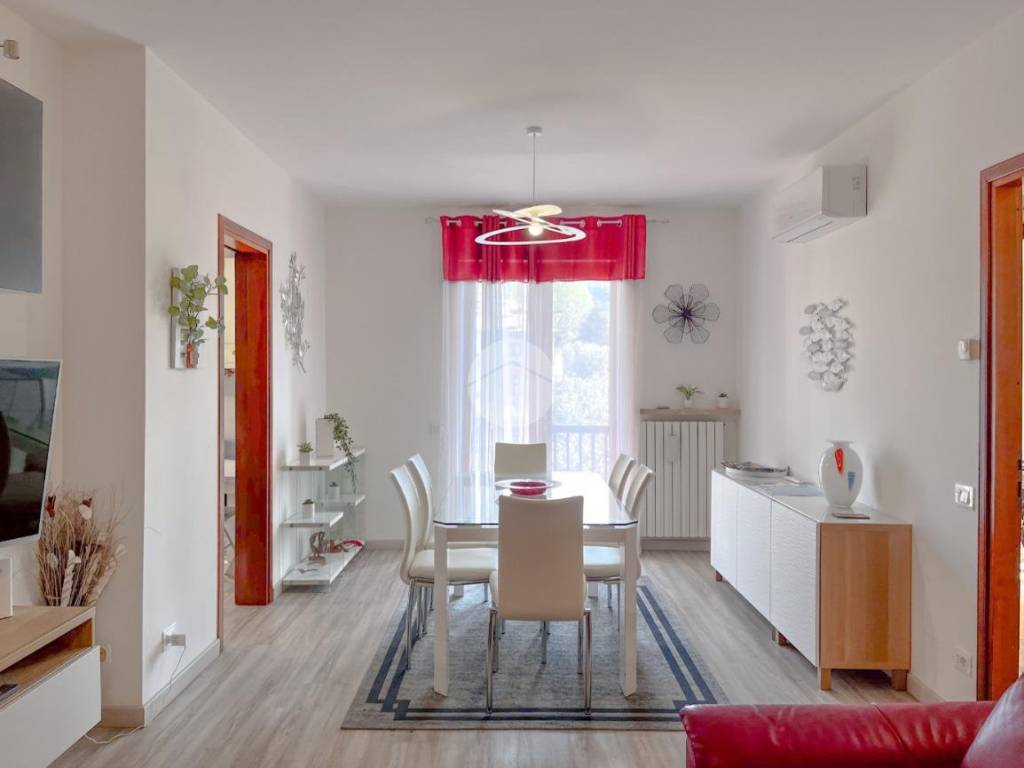 Appartamento a Bardolino in Via S. Zeno, 41 - Foto 3