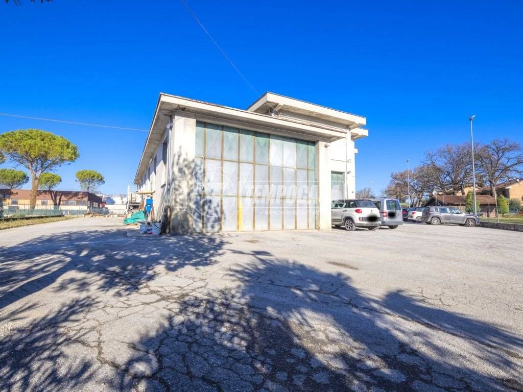 Immobile a Montecassiano in Località Valle Cascia - Foto 4